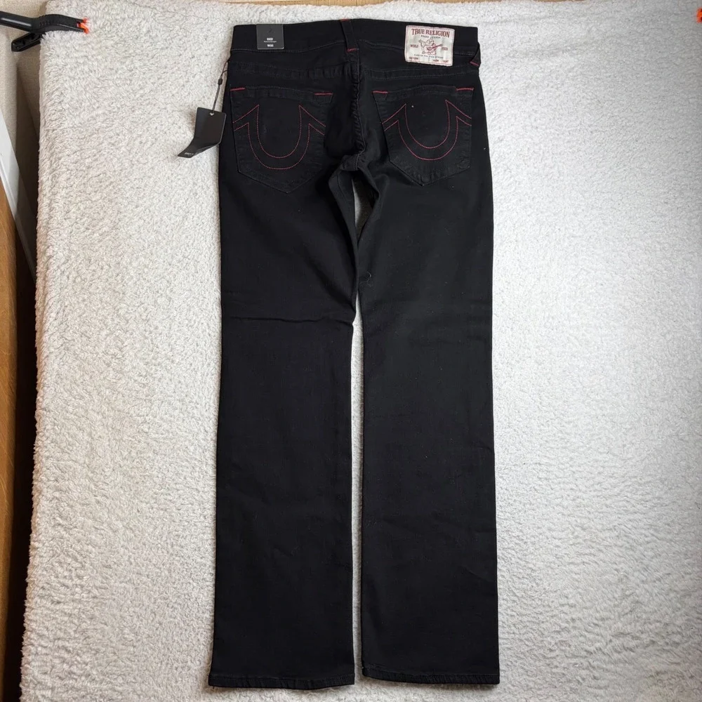 NEW True Religion Ricky Relaxed Straight Jeans Black Red 107330 Mens 32x33